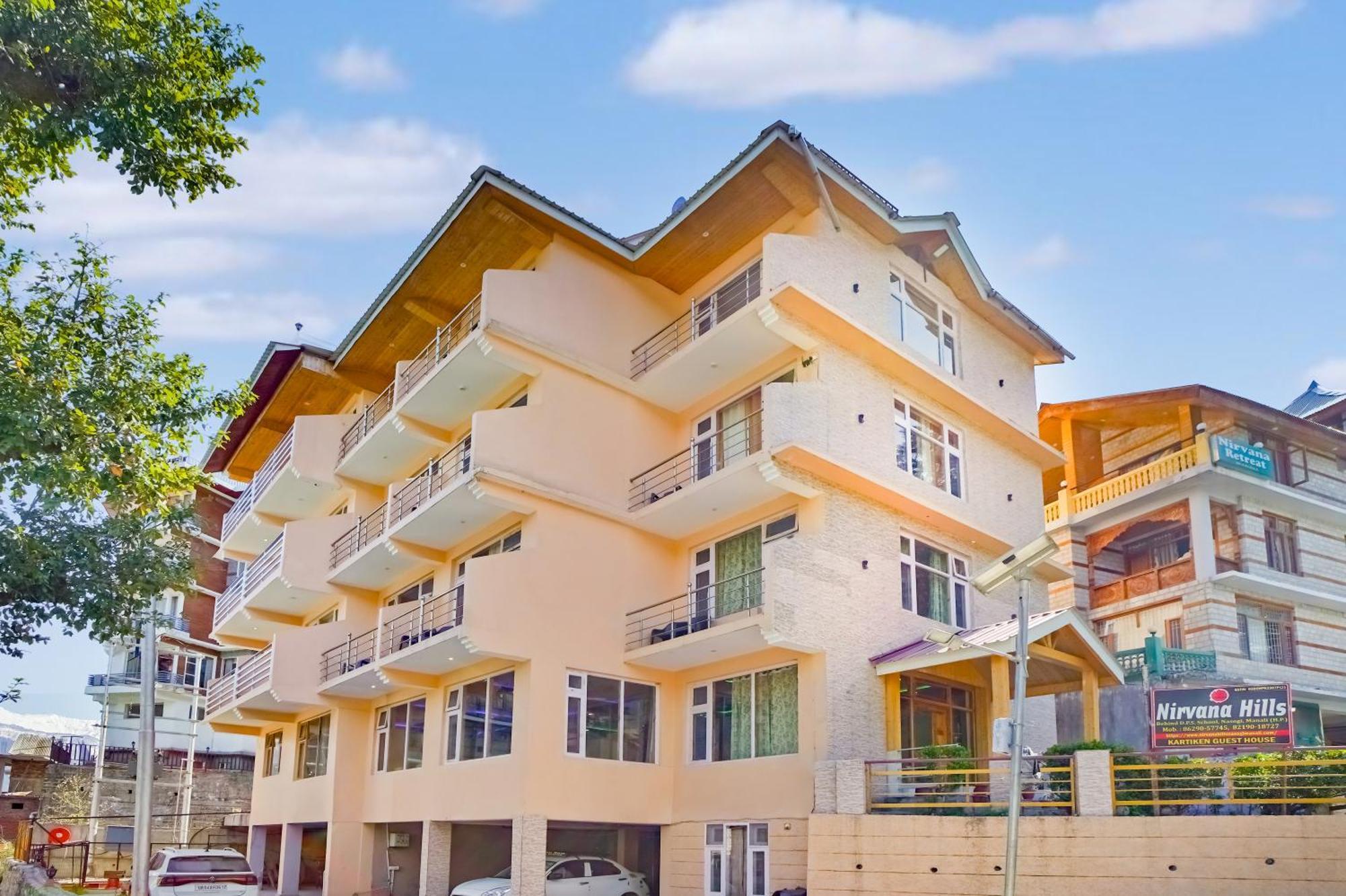 !!! Hotel Nirvana Hills !!! A Luxury Stay With Mountain View!!!Couple Friendly!!! Balcony Rooms!!!Open Terrace With 360 View!!!, Manali